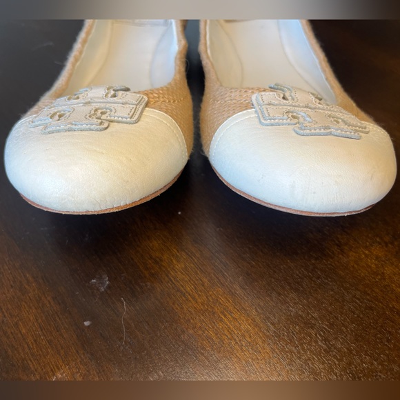 Tori Burch Carina Raffia Tan and White Size 7 Flats - Picture 6 of 9